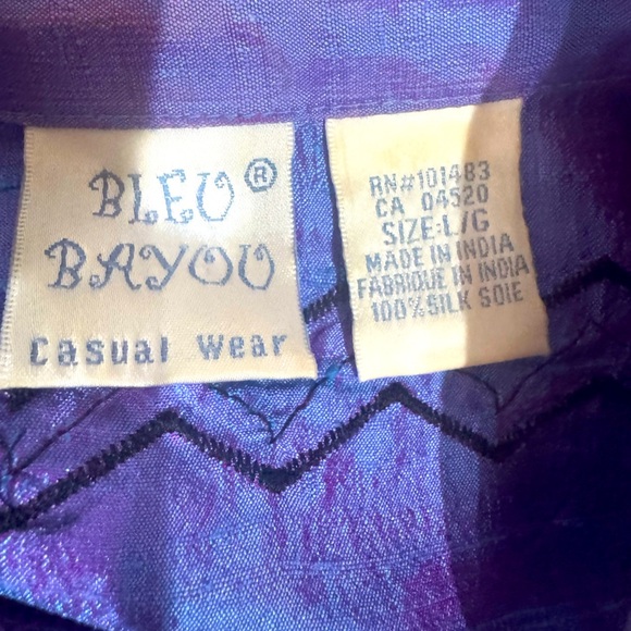 Bleu Bayou Silk Shirt/ Purple/Blue, Button-Up, decorative beads Size Large - Picture 8 of 9